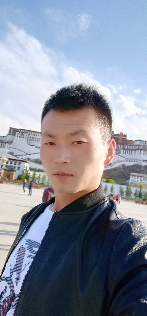 阳光下的小草的第一张照片--漳浦交友网