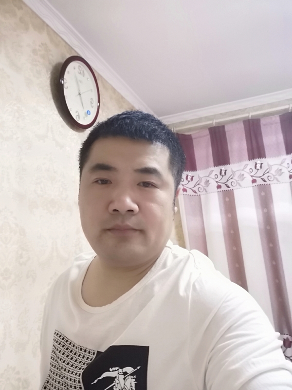 爱你的眼睛的第一张照片--漳浦交友网