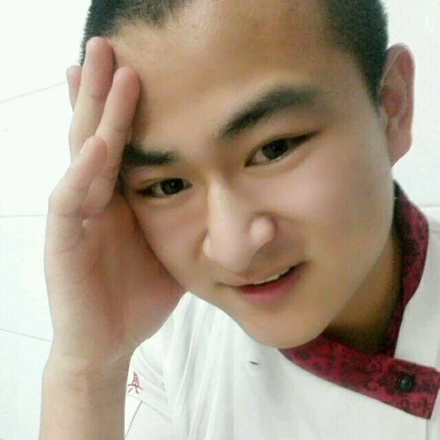 人潮拥挤的第一张照片--漳浦交友网