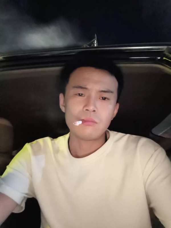 爱睡觉的土拨鼠的第一张照片--漳浦交友网
