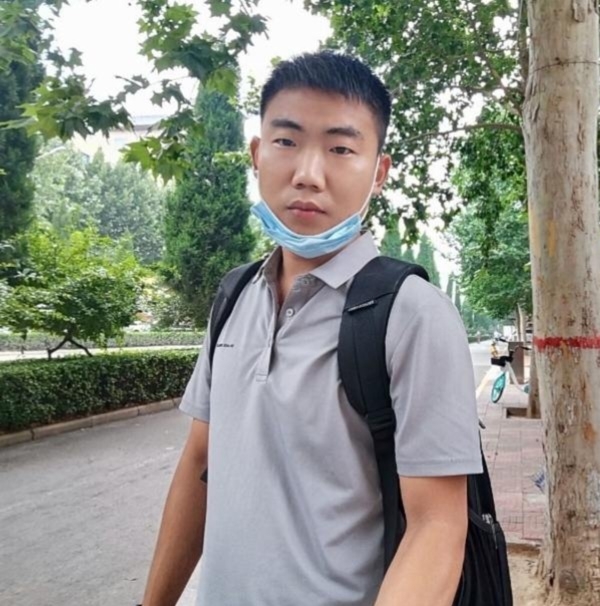 90年男征婚的第一张照片--漳浦交友网